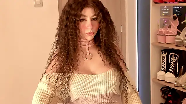 Snapshot of Orianna_reed_ chatting on June 16, 2026, 3:17 am Orianna reed online show from June 16, 2026, 3:17 am