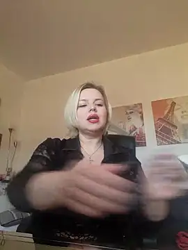 Snapshot of Ladykaos chatting on March 19, 2025, 2:35 pm Ladykaos online show from March 19, 2025, 2:35 pm