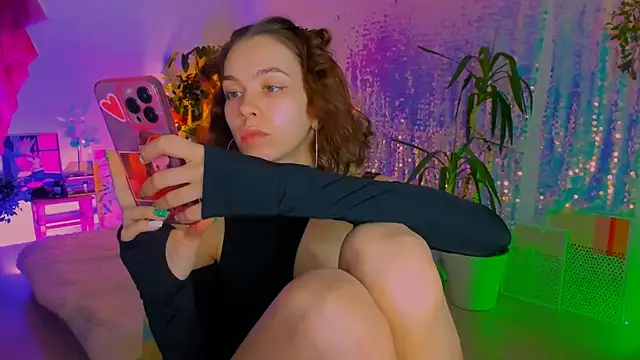 Snapshot of poli__ chatting on February 11, 2026, 3:56 pm poli online show from February 11, 2026, 3:56 pm