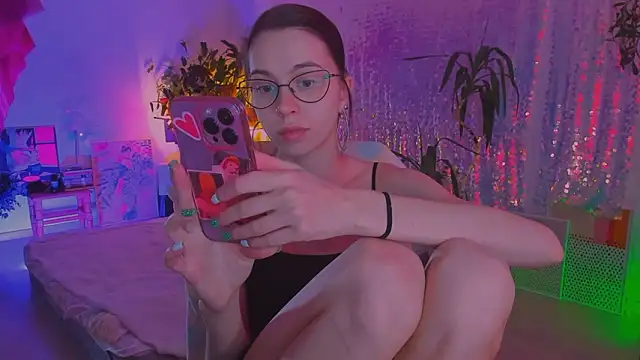 poli   online show from March 4, 2026, 11:40 am