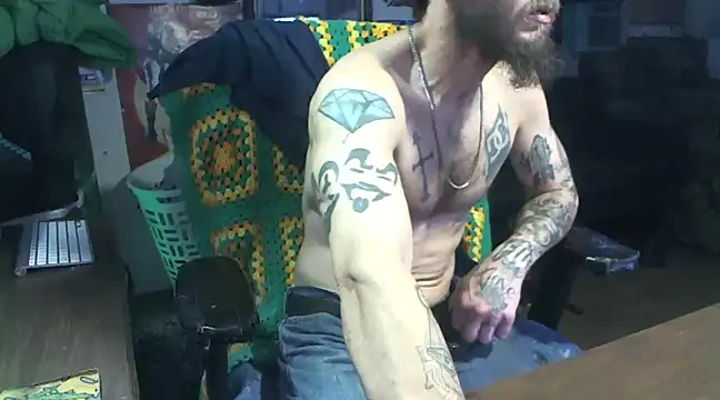 CloudDadddyyy420 online show from March 8, 2025, 5:22 pm