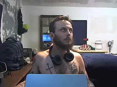 CloudDadddyyy420 online show from April 10, 2026, 6:20 am