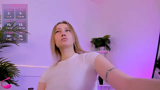 Snapshot of Jess_Anders_ chatting on November 18, 2025, 7:11 am Jess Anders online show from November 18, 2025, 7:11 am