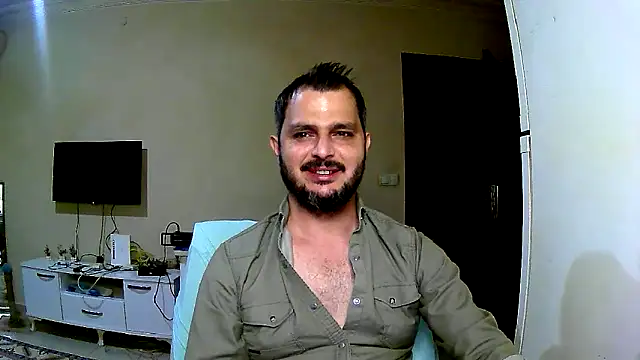 Coldskull69 online show from October 16, 2025, 7:33 pm