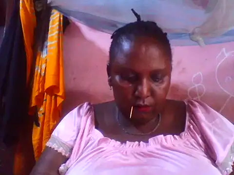 big clits online show from April 10, 2026, 11:50 am