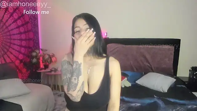 Thedollhoney online show from October 9, 2025, 9:26 pm