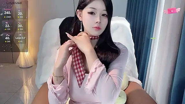 Snapshot of Mandy-- chatting on November 28, 2025, 3:28 am Mandy-- online show from November 28, 2025, 3:28 am