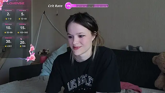 Snapshot of Nate__ chatting on October 9, 2025, 5:30 am Nate   online show from October 9, 2025, 5:30 am