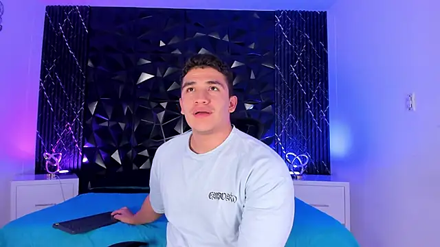 JeffDaltton online show from November 21, 2025, 8:19 pm