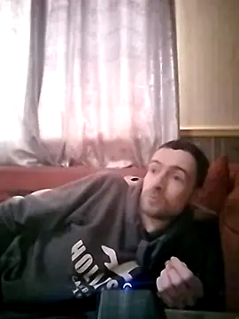 Snapshot of Erimyka chatting on February 17, 2026, 4:04 pm Erimyka online show from February 17, 2026, 4:04 pm