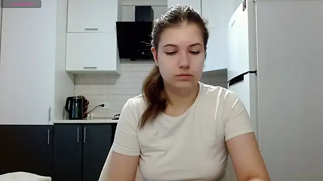 Snapshot of SayMeow_ chatting on June 20, 2026, 5:34 am SayMeow online show from June 20, 2026, 5:34 am