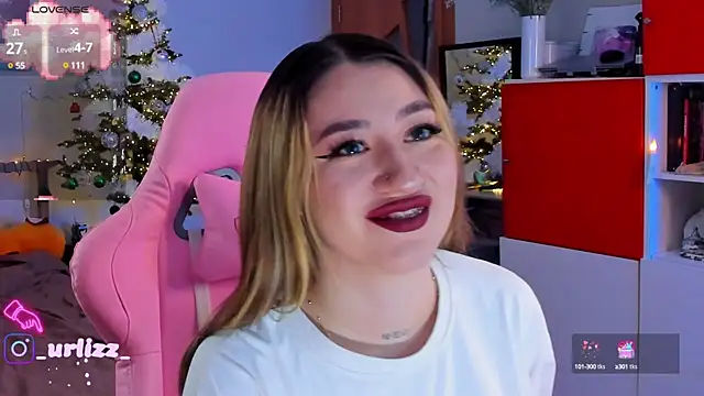 Fiona-Love online show from December 22, 2024, 7:21 pm