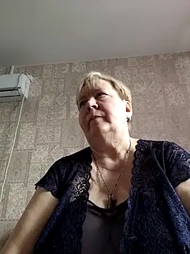 EffectFiona online show from February 26, 2026, 12:05 pm