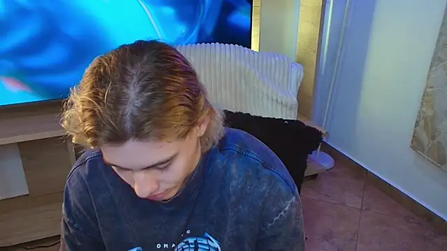 Snapshot of dimitri_tv chatting on September 28, 2025, 8:38 pm dimitri tv online show from September 28, 2025, 8:38 pm