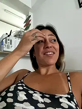 Snapshot of Gipoltergeist chatting on October 7, 2025, 12:28 pm Gipoltergeist online show from October 7, 2025, 12:28 pm