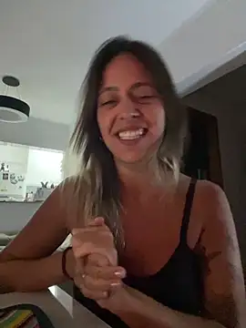 Snapshot of Gipoltergeist chatting on December 18, 2025, 5:01 am Gipoltergeist online show from December 18, 2025, 5:01 am