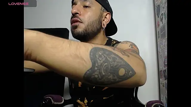 Snapshot of nika_1312 chatting on April 1, 2026, 3:52 am nika 1312 online show from April 1, 2026, 3:52 am