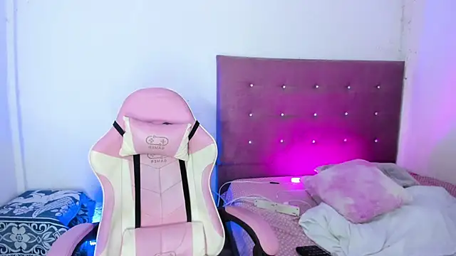 Snapshot of OSORIOMAFE chatting on February 24, 2026, 2:56 am OSORIOMAFE online show from February 24, 2026, 2:56 am