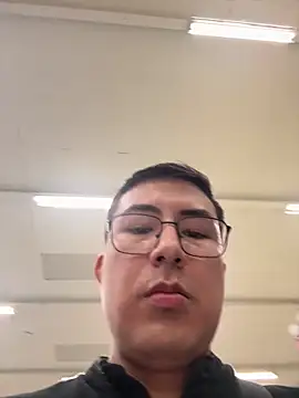 andrewmhilton  online show from March 25, 2026, 10:08 pm