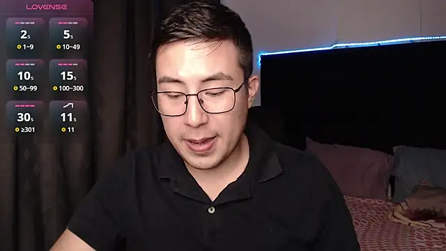 Snapshot of andrewmhilton_ chatting on February 2, 2026, 5:39 am andrewmhilton online show from February 2, 2026, 5:39 am