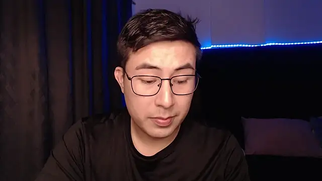 andrewmhilton  online show from March 29, 2026, 6:15 am