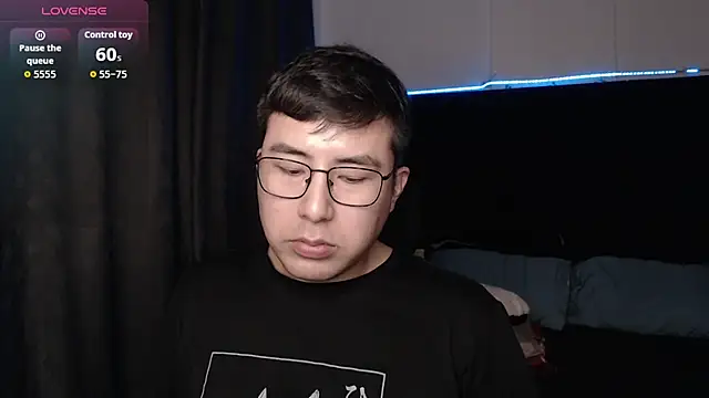 Snapshot of andrewmhilton_ chatting on February 6, 2026, 5:47 am andrewmhilton online show from February 6, 2026, 5:47 am