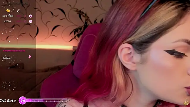 Snapshot of BratzieDarsie chatting on December 1, 2025, 10:49 am BratzieDarsie online show from December 1, 2025, 10:49 am