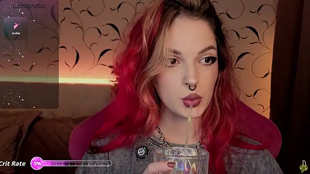 Snapshot of BratzieDarsie chatting on November 3, 2025, 11:47 am BratzieDarsie online show from November 3, 2025, 11:47 am