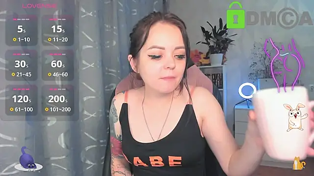 AnnyHoney  online show from October 25, 2025, 7:14 pm