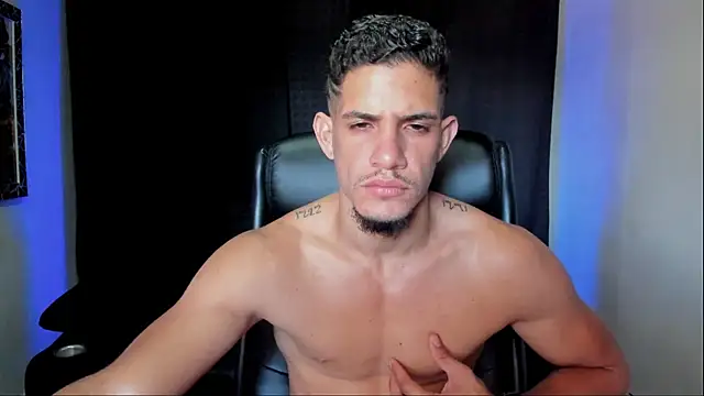 jhonnysnow17 online show from March 21, 2026, 8:35 pm