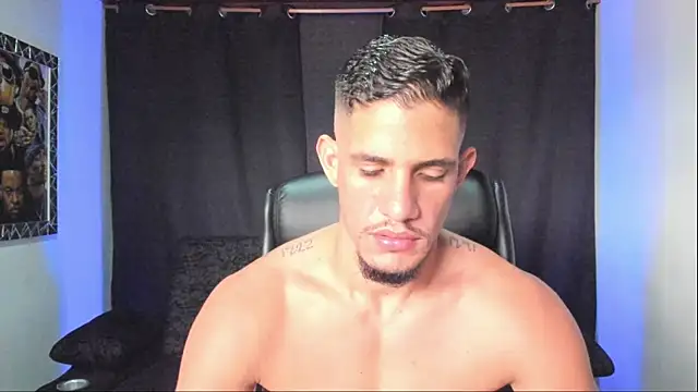 jhonnysnow17 online show from April 5, 2026, 4:35 pm