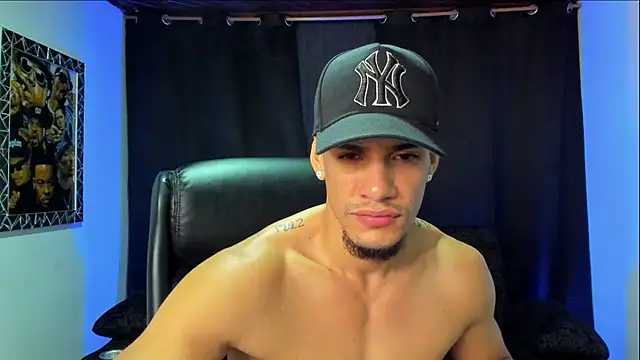 jhonnysnow17 online show from February 13, 2026, 3:12 pm