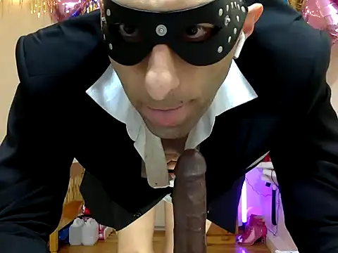 HandsomeAlfie online show from July 7, 2026, 5:43 am