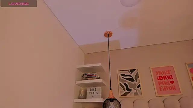 cute  cherry  online show from November 17, 2025, 7:29 pm