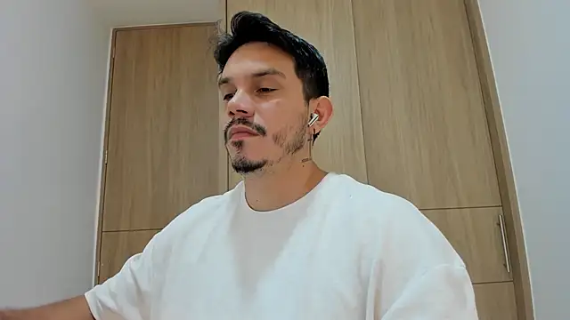 alejandro stark online show from November 29, 2025, 8:03 am