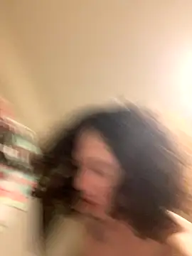 Snapshot of LiverandBrat77 chatting on October 19, 2025, 11:29 pm LiverandBrat77 online show from October 19, 2025, 11:29 pm