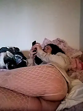 LiverandBrat77 online show from March 13, 2026, 8:47 pm