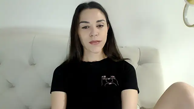 Mika Gold online show from April 11, 2026, 11:36 am