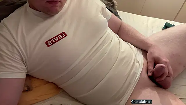 an0nym0us us3r online show from December 13, 2025, 10:49 pm