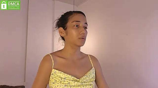 Snapshot of hot_little_bunny chatting on May 16, 2026, 9:58 pm hot little bunny online show from May 16, 2026, 9:58 pm