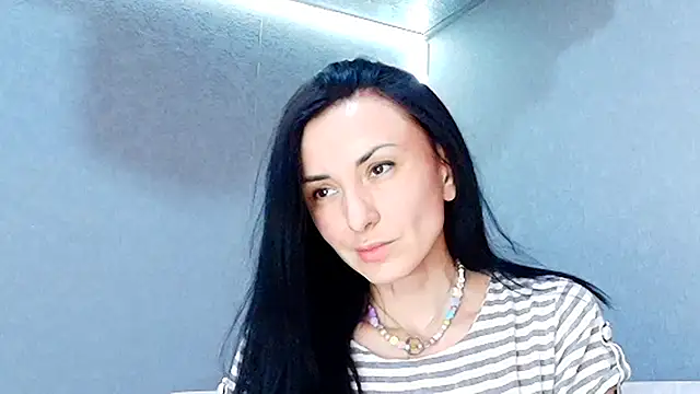 Siaconna online show from May 10, 2026, 10:19 am