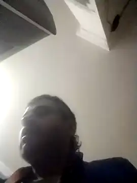 kevin613603 online show from April 14, 2026, 7:13 am