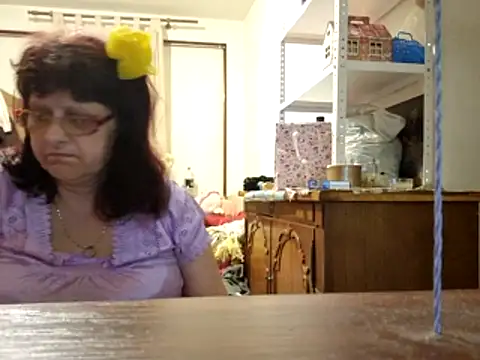 Samantha Squirtxh online show from April 18, 2026, 2:25 am