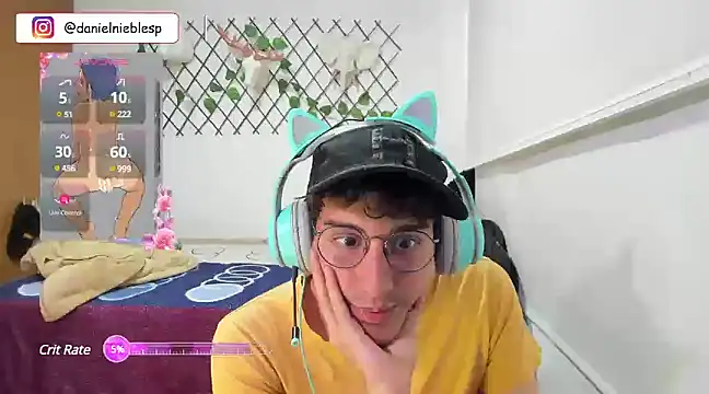 Snapshot of Jackson_Careyy chatting on February 18, 2025, 9:31 pm Jackson Careyy online show from February 18, 2025, 9:31 pm