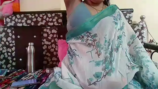 Snapshot of NautyBabe chatting on October 4, 2025, 7:32 am NautyBabe online show from October 4, 2025, 7:32 am