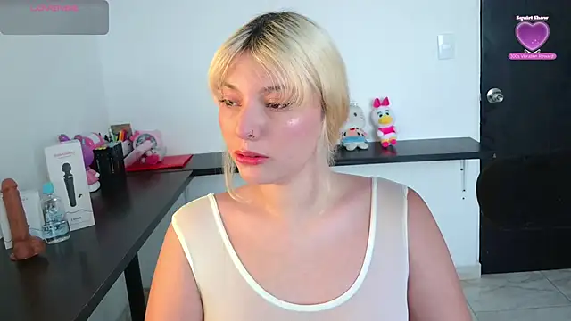 Snapshot of Ania_jones chatting on June 14, 2026, 9:38 pm Ania jones online show from June 14, 2026, 9:38 pm