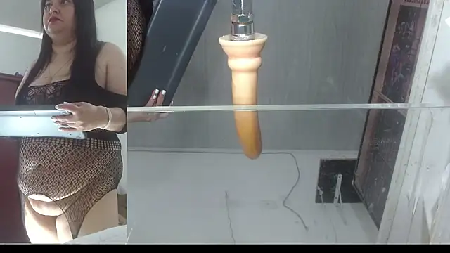 sammyEvans   online show from October 29, 2025, 1:10 pm