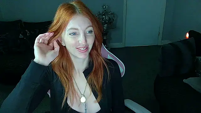 Red firesquirt online show from March 17, 2025, 2:12 pm