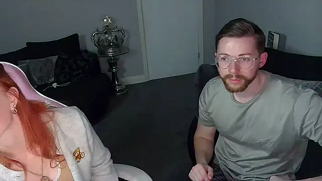 Red firesquirt online show from March 2, 2025, 9:41 pm