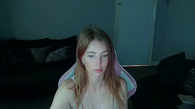 Red firesquirt online show from March 19, 2026, 2:39 pm